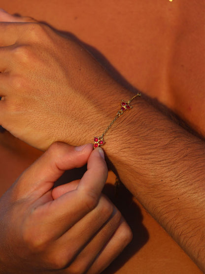 RED CLOVER BRACELET | 18K Gold